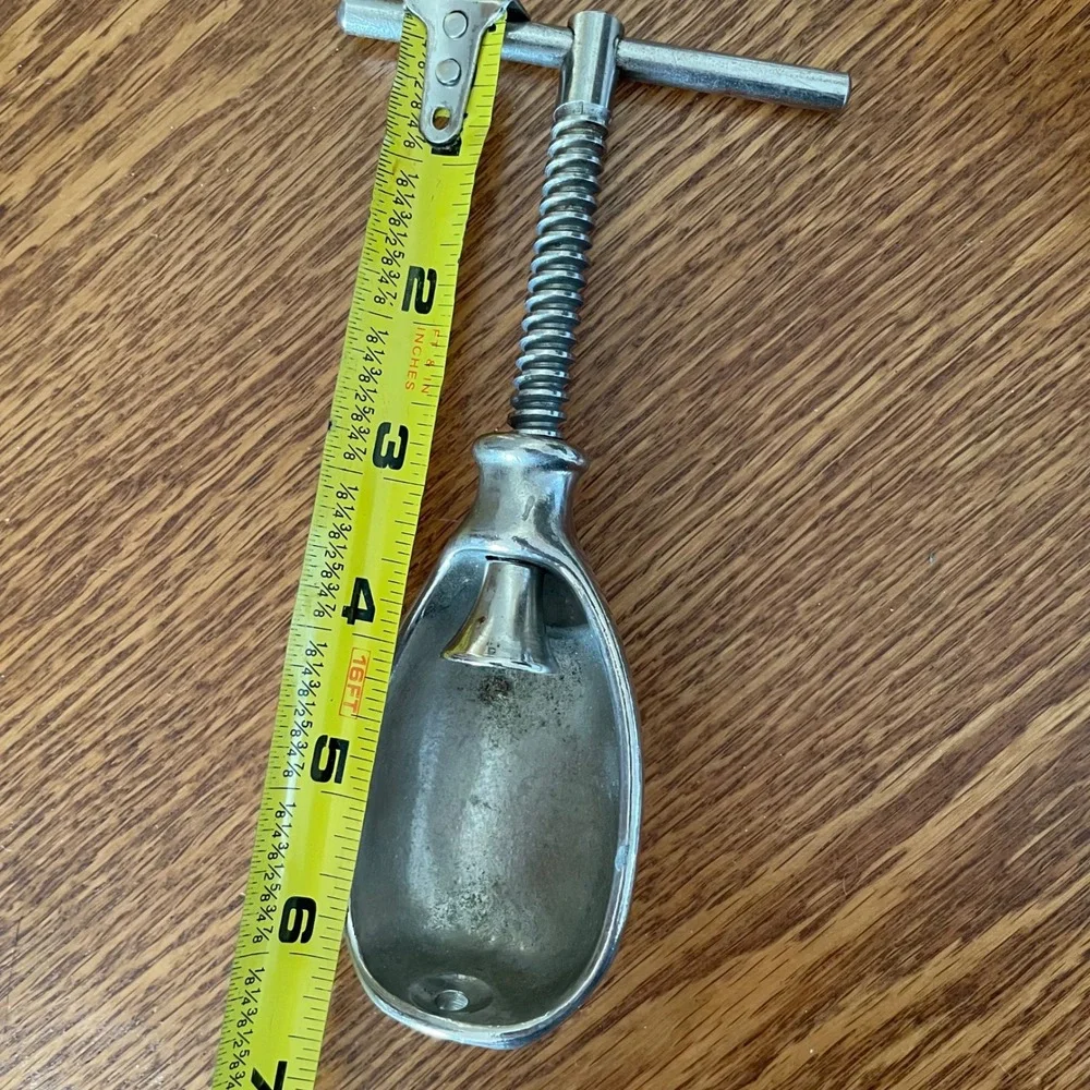 1940s HMQ Henry Marcus‎ Quackenbush Cast Metal Hand Crank Vice Turn Nutcracker